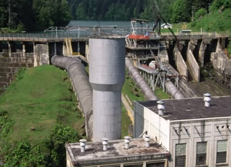 17 Pivotal Hydroelectricity Pros and Cons