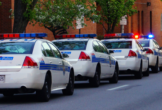 16 Advantages and Disadvantages of Being a Police Officer